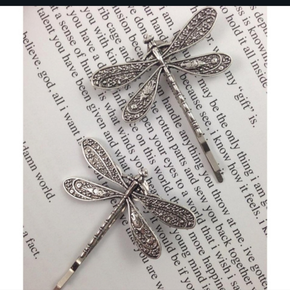 HP!! NWT Set of Two Adorable Boho Silver Dragonfly Hair Clips/Bobby Pins! - Picture 8 of 13